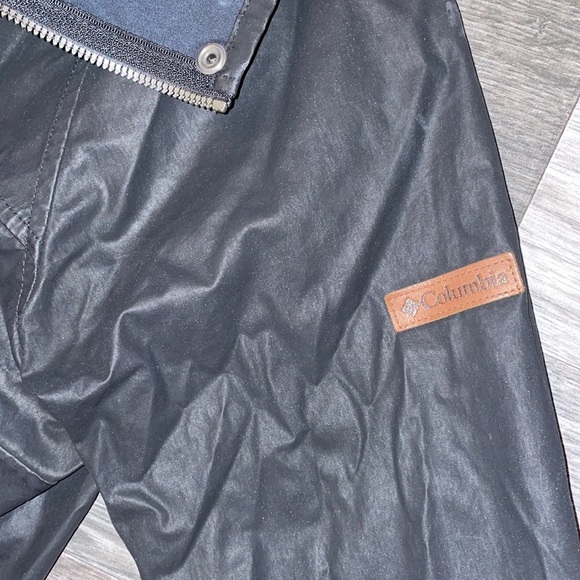 Women’s Columbia Leather jacket - Picture 3 of 4